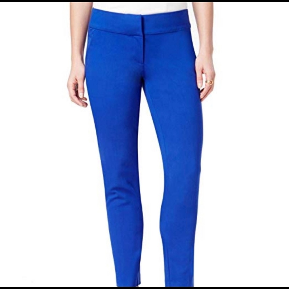 NWT XOXO Natalie Blue Skinny Fit Dress Pants 15/16